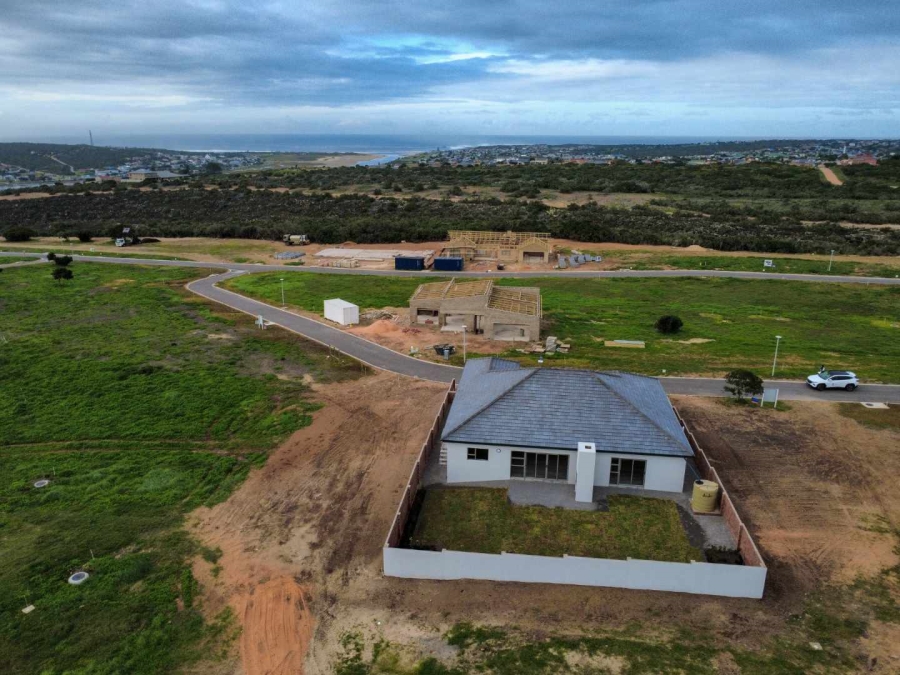 3 Bedroom Property for Sale in Stilbaai Wes Western Cape